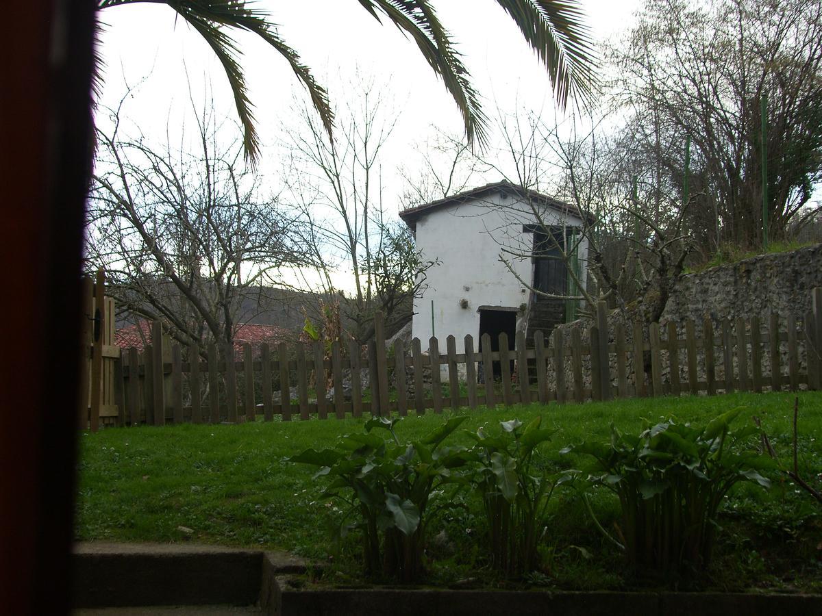 Posada El Pareon Sirviella Extérieur photo