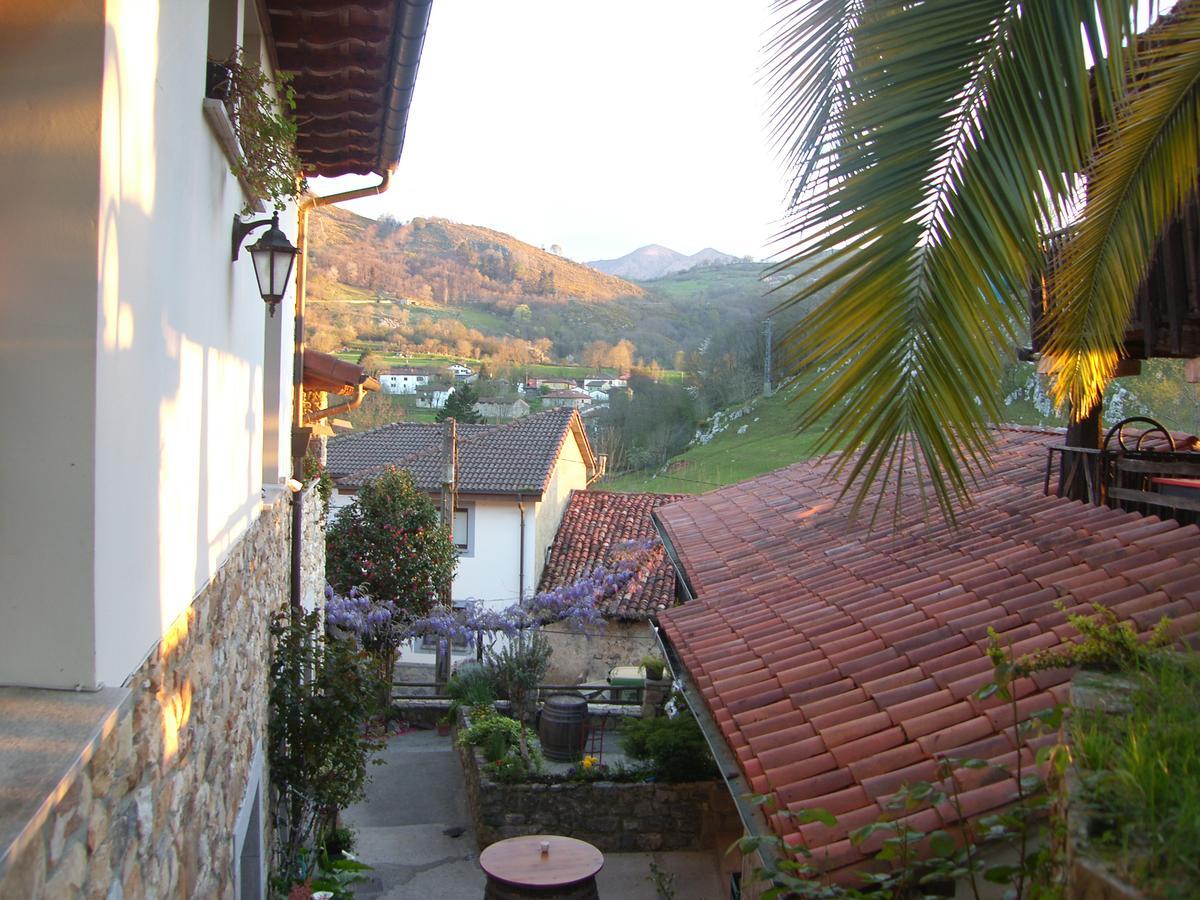 Posada El Pareon Sirviella Extérieur photo